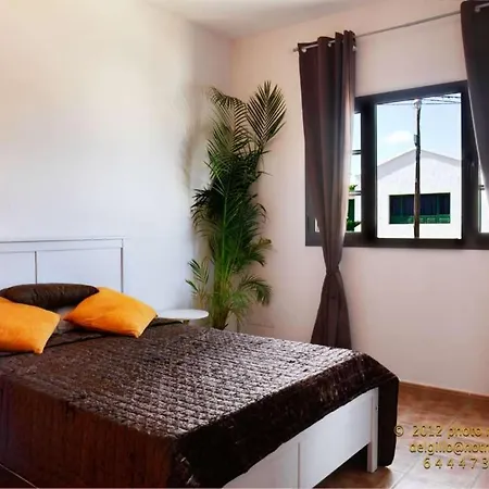 Sleeps 9 Pool Wifi Villa